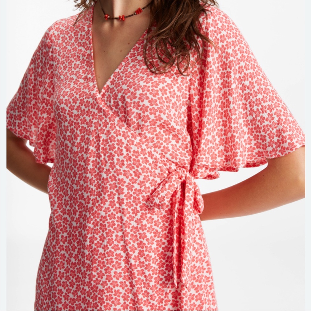 Billabong All For You Red Floral Wrap Dress - Picture 15 of 15